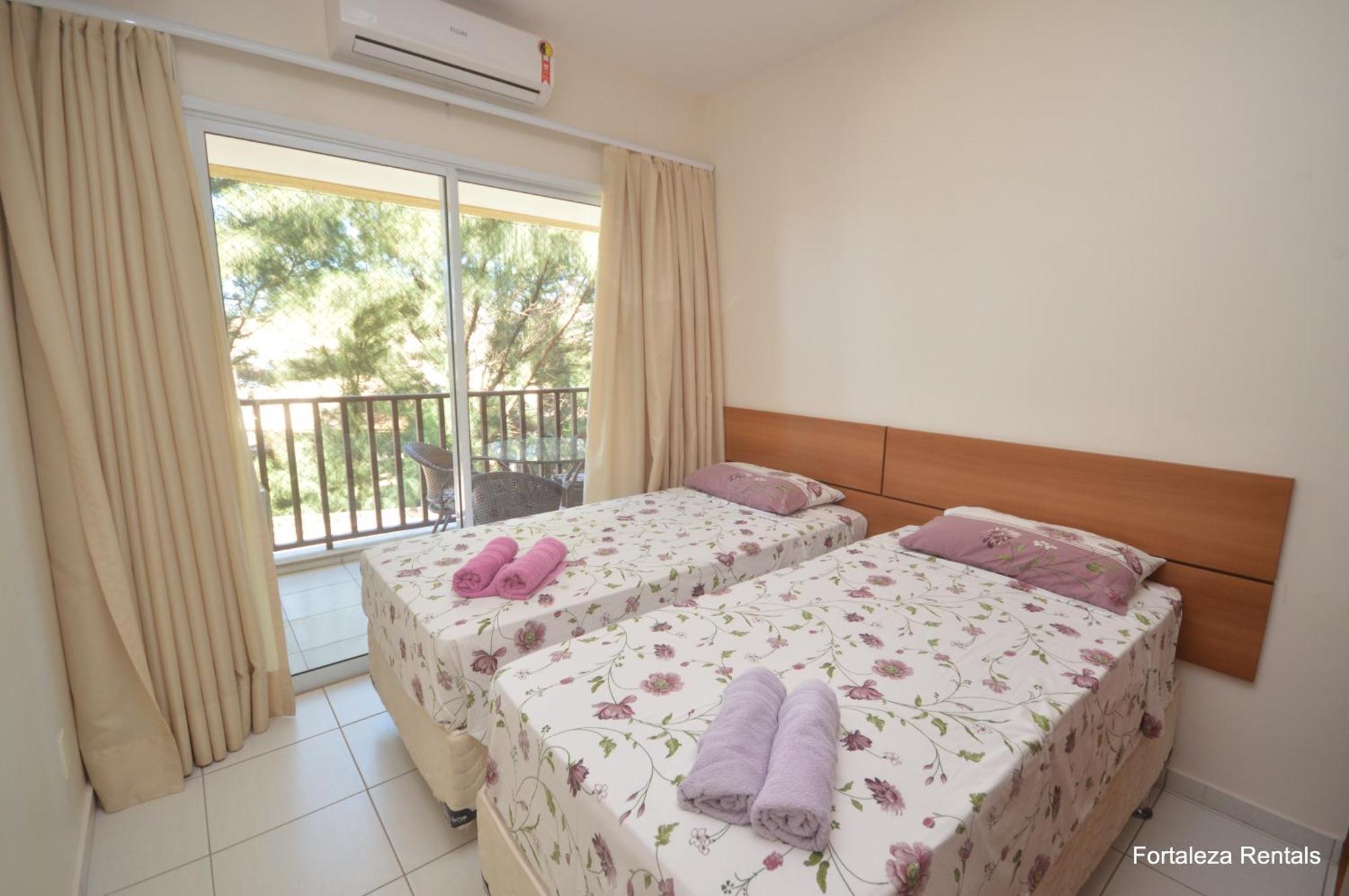 Beach Living Apartment อากีราซ ภายนอก รูปภาพ