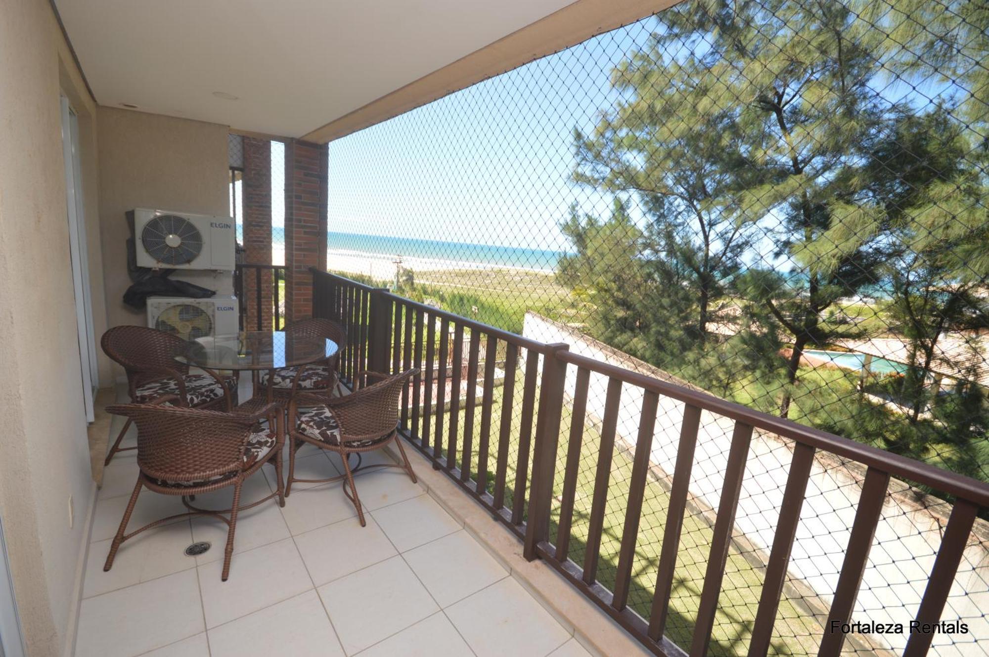 Beach Living Apartment อากีราซ ภายนอก รูปภาพ